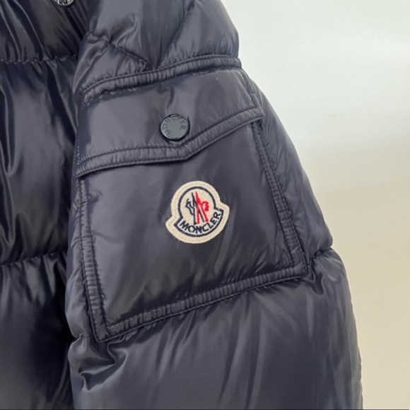 Men’s Moncler Ecrins puffer jacket - Picture 2 of 7